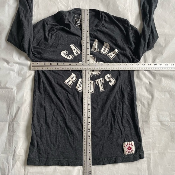 ๐ Roots Dark Grey Long Sleeve T-Shirt - Women's Size XS ๐ - Picture 8 of 8
